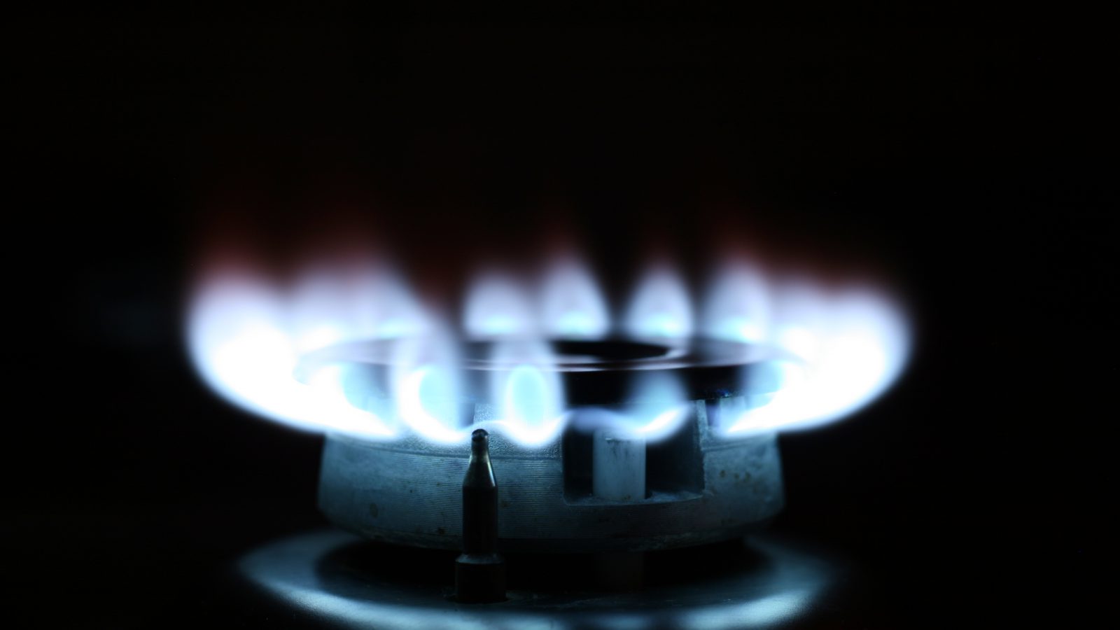 lit gas burner
